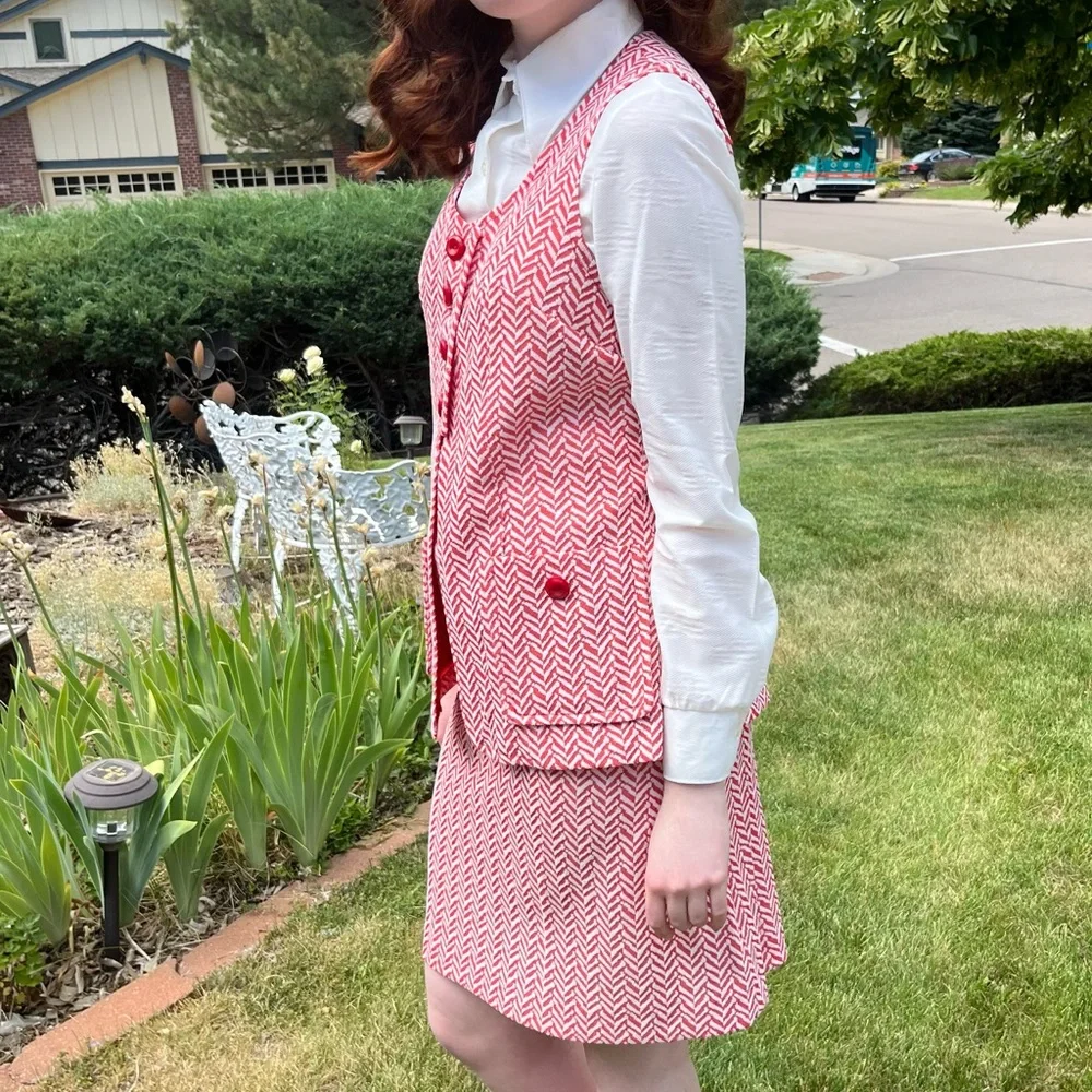 Vintage 1960 70 Mod Red white Herringbone Long Vest Skirt Suit Set Small